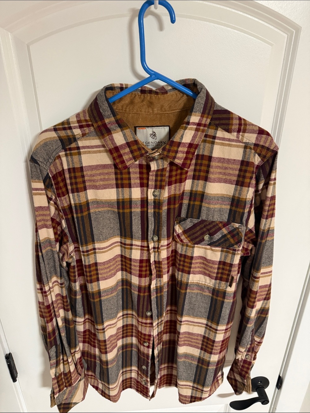 Legendary Whitetails Maroon Gray Cream Plaid Shirt Jacket